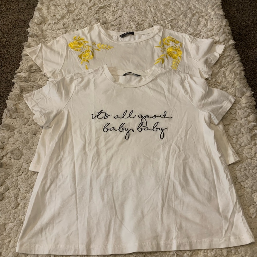 SHEIN Women’s white tee bundle M/L it’s all good baby, baby & yellow floral